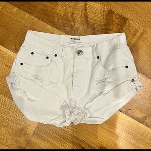 One teaspoon white cut offs